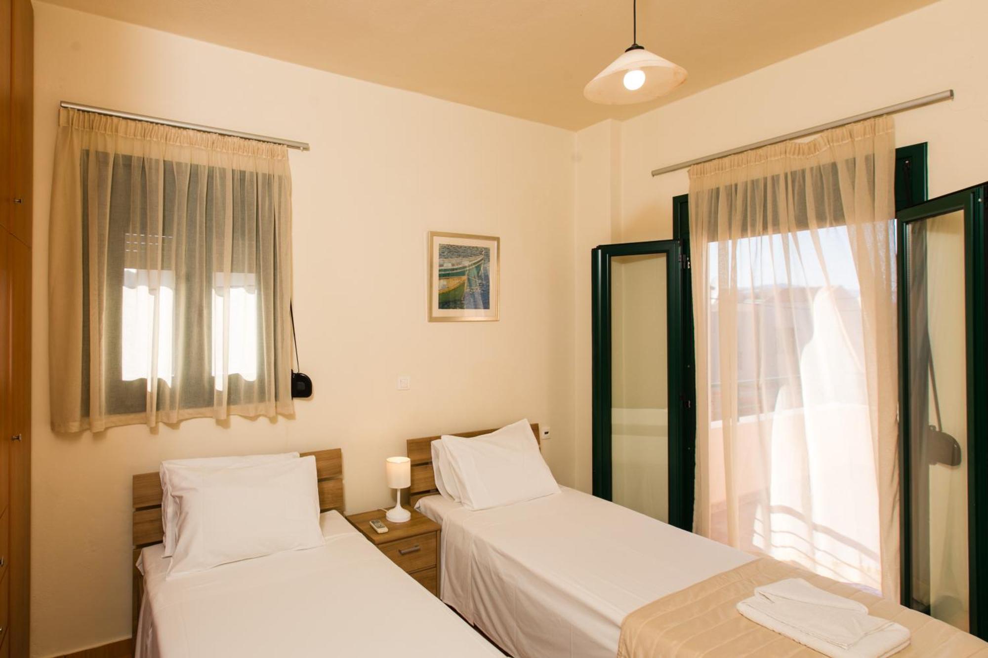 Villa Eleni Asprouliánoi Buitenkant foto