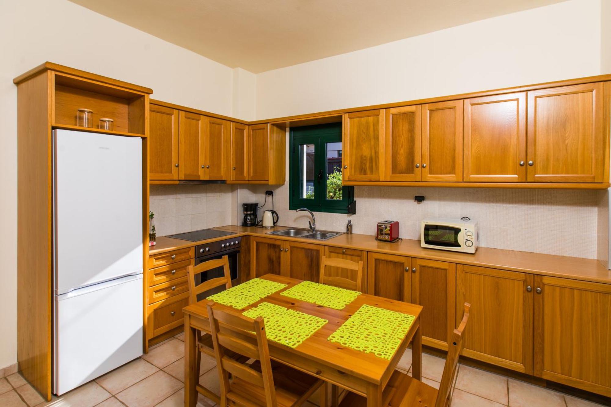 Villa Eleni Asprouliánoi Buitenkant foto
