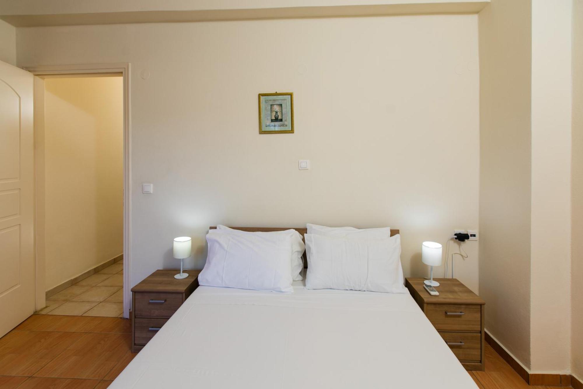 Villa Eleni Asprouliánoi Buitenkant foto